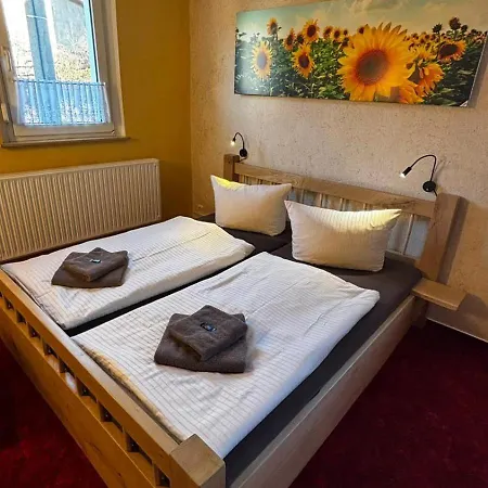 Sperlingsberg Πανσιόν Crimmitschau